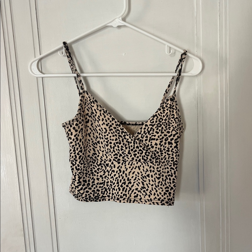 Leopard Print Spaghetti Strap Crop Top